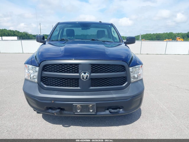 45247564 :رقم المزاد ، 3C6JR7DG1HG765355 vin ، 2017 Ram 1500 Tradesman  4x4 8' Box مزاد بيع