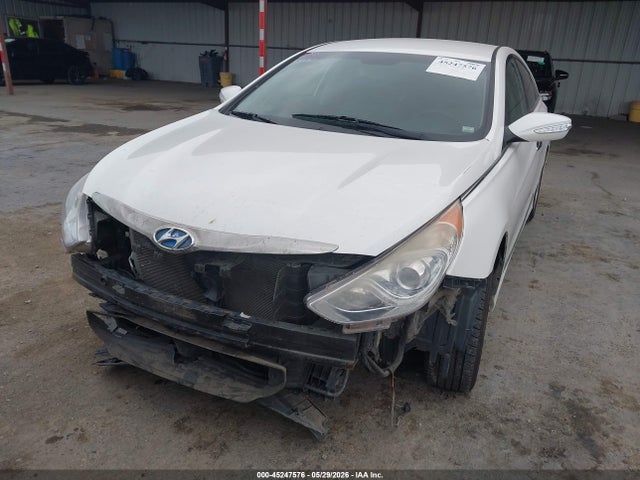 2013 Hyundai Sonata Hybrid მანქანა იყიდება აუქციონზე, vin: KMHEC4A46DA067560, აუქციონის ნომერი: 45247576