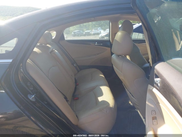 45247602 :رقم المزاد ، 5NPEC4AC7EH913202 vin ، 2014 Hyundai Sonata Limited مزاد بيع