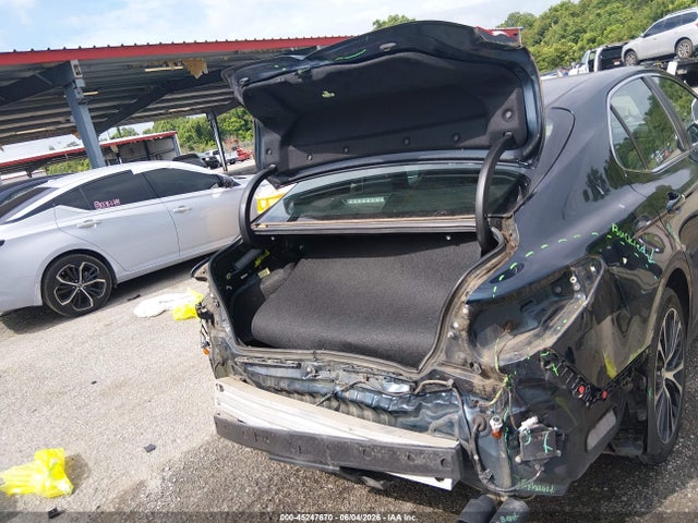 45247670 :رقم المزاد ، 4T1M11AKXLU911675 vin ، 2020 Toyota Camry Se مزاد بيع