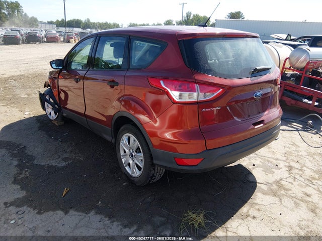 45247717 :رقم المزاد ، 1FMCU0F73GUB50091 vin ، 2016 Ford Escape S مزاد بيع