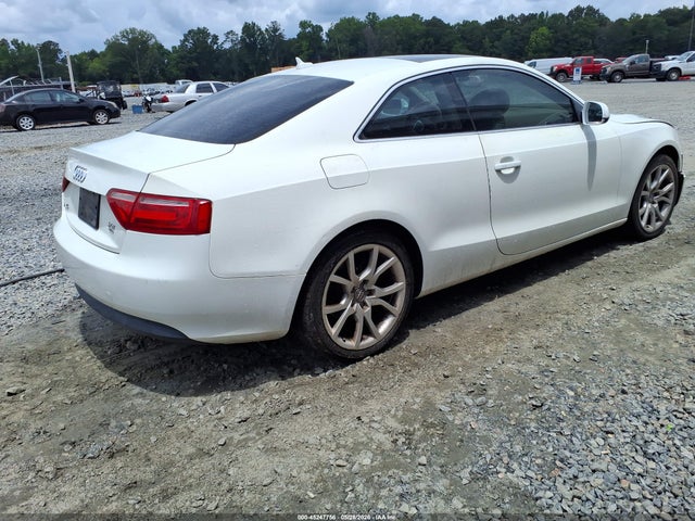 45247756 :رقم المزاد ، WAUCFAFR2BA038055 vin ، 2011 Audi A5 2.0t Premium مزاد بيع