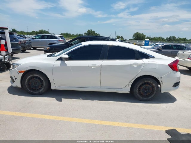 Honda Civic Lx 2018 2HGFC2F50JH532993 Image 15