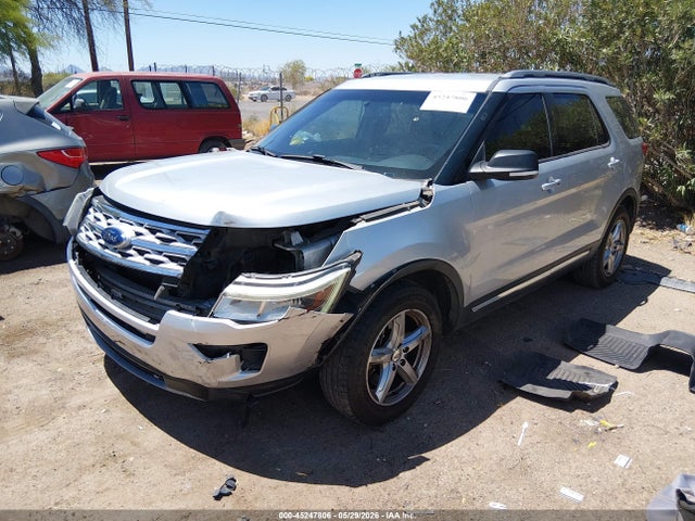 Ford EXPLORER XLT 2019 1FM5K7D83KGB39859 Image 2
