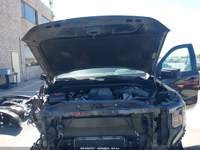 3GTUUCETXNG646899 GMC Sierra 1500 4wd Short Box Elevation