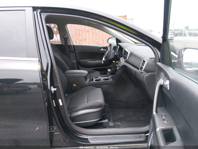 Продажа на аукционе авто 2021 Kia Sportage Lx, vin: KNDPMCAC7M7933386, номер лота: 45247821