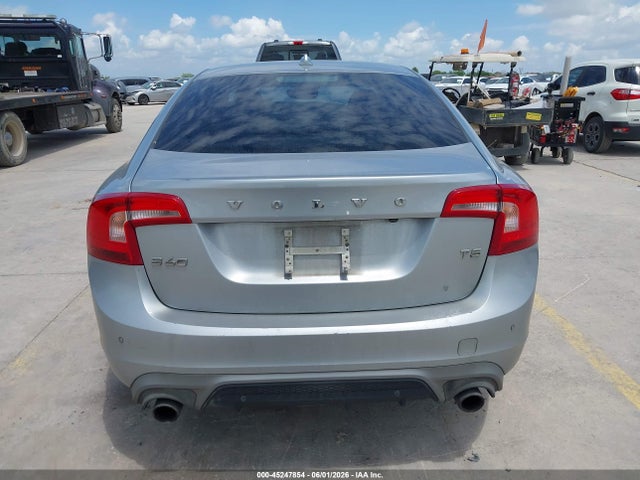 Aukcja sprzedaży 2017 Volvo S60 T5 Dynamic, vin: YV126MFL4H2432584, numer aukcji: 45247854