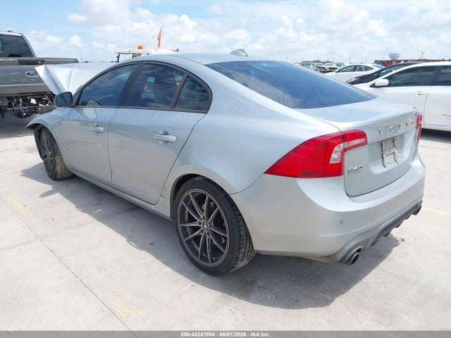 Volvo S60 T5 Dynamic 2017 YV126MFL4H2432584 Image 3