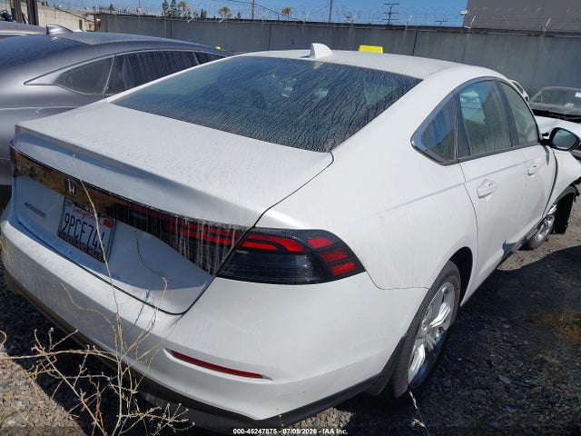 1HGCY1F2XRA077732 Honda Accord