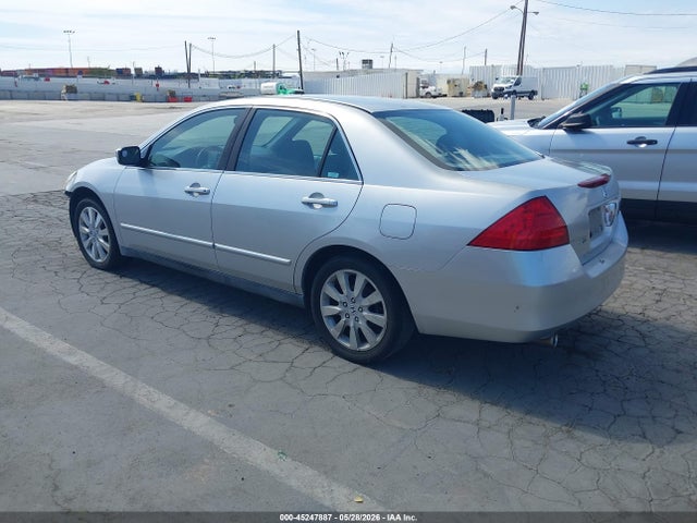 45247887 :رقم المزاد ، 1HGCM66437A074727 vin ، 2007 Honda Accord 3.0 Se مزاد بيع