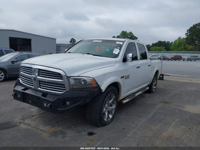 45247922 :رقم المزاد ، 1C6RR6NMXFS578056 vin ، 2015 Ram 1500 Laramie مزاد بيع