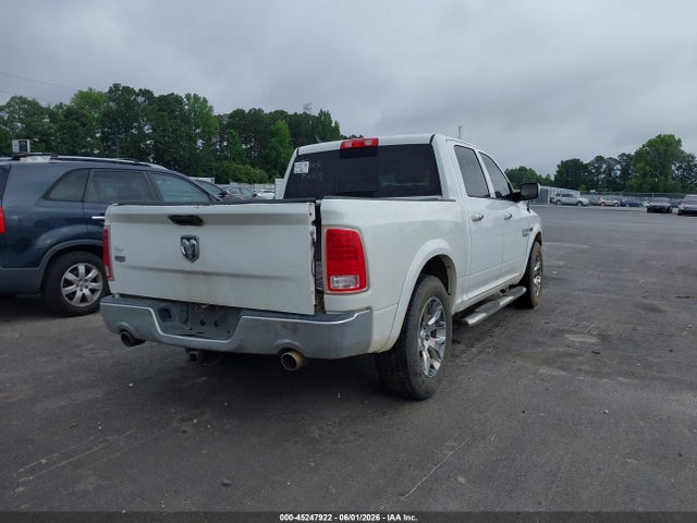 45247922 :رقم المزاد ، 1C6RR6NMXFS578056 vin ، 2015 Ram 1500 Laramie مزاد بيع