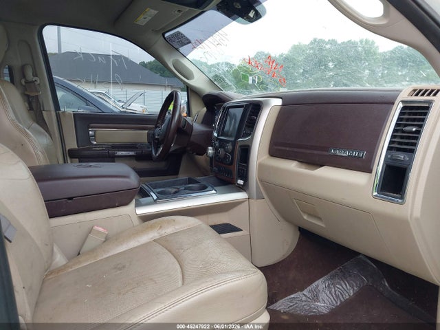 45247922 :رقم المزاد ، 1C6RR6NMXFS578056 vin ، 2015 Ram 1500 Laramie مزاد بيع