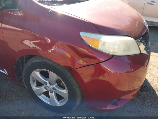 2011 Toyota Sienna Le V6 მანქანა იყიდება აუქციონზე, vin: 5TDKK3DC6BS143057, აუქციონის ნომერი: 45247935