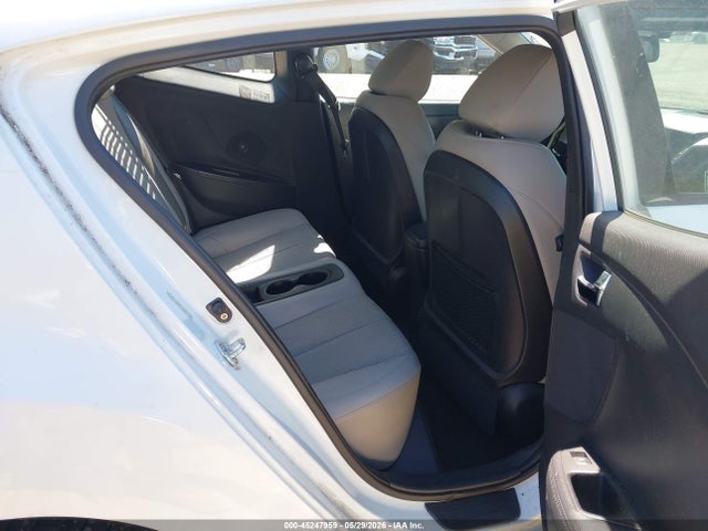 Продажа на аукционе авто 2012 Hyundai Veloster Base W/gray, vin: KMHTC6AD4CU044438, номер лота: 45247959