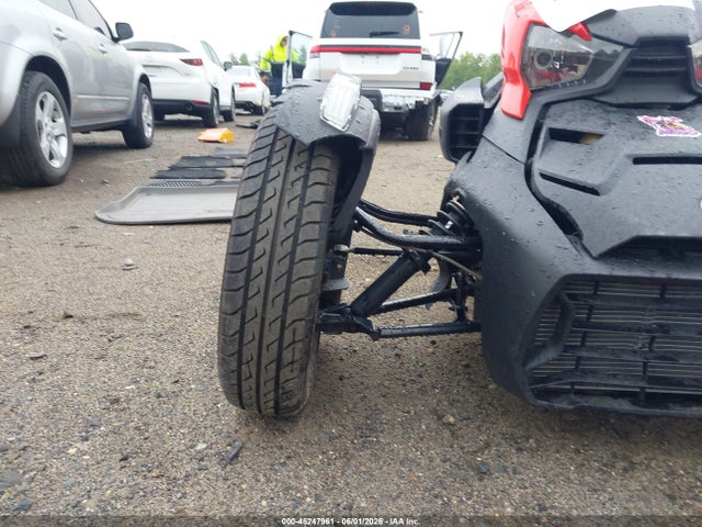 Can-Am Ryker 2023 3JB2FEG40PJ000332 Image 14