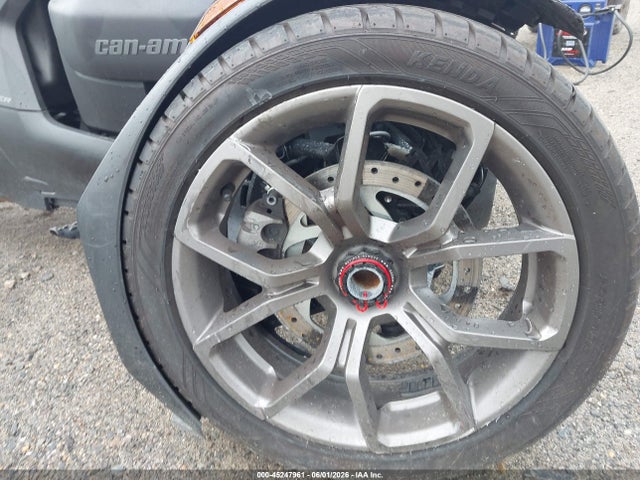 Can-Am Ryker 2023 3JB2FEG40PJ000332 Image 15