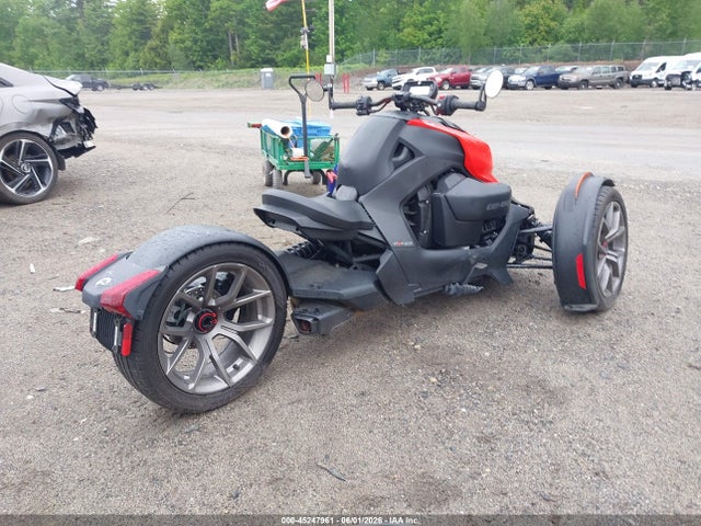 Can-Am Ryker 2023 3JB2FEG40PJ000332 Image 4