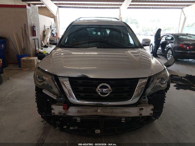 Продажа на аукционе авто 2017 Nissan Pathfinder Platinum, vin: 5N1DR2MNXHC634270, номер лота: 45247992