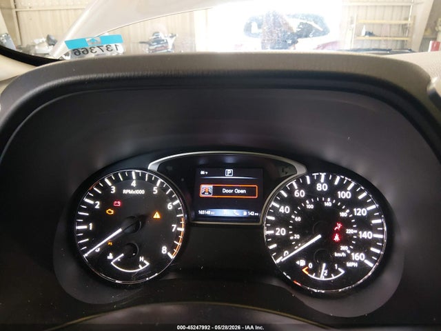 Продажа на аукционе авто 2017 Nissan Pathfinder Platinum, vin: 5N1DR2MNXHC634270, номер лота: 45247992