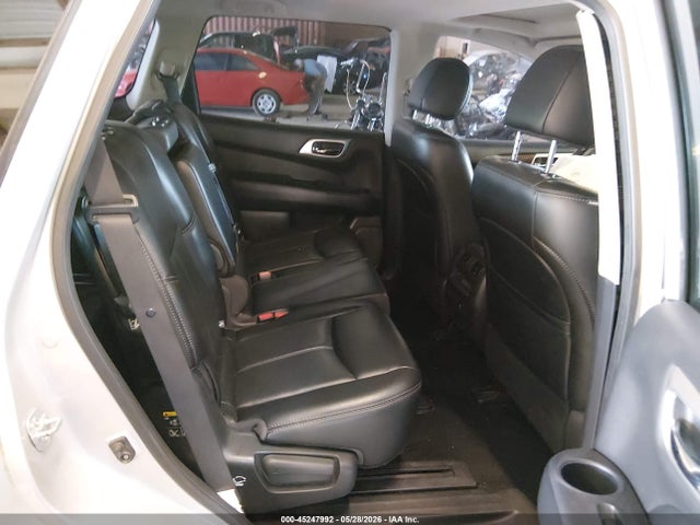 Продажа на аукционе авто 2017 Nissan Pathfinder Platinum, vin: 5N1DR2MNXHC634270, номер лота: 45247992