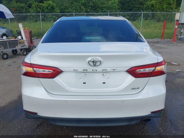 2018 Toyota Camry Xle მანქანა იყიდება აუქციონზე, vin: 4T1B11HK3JU026308, აუქციონის ნომერი: 45248008