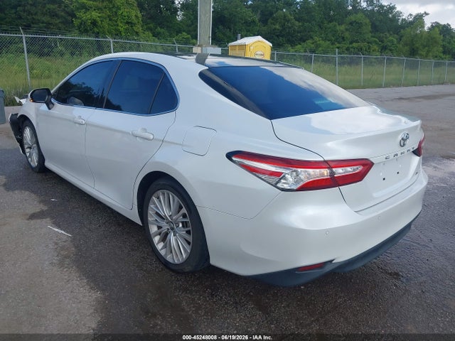 2018 Toyota Camry Xle მანქანა იყიდება აუქციონზე, vin: 4T1B11HK3JU026308, აუქციონის ნომერი: 45248008