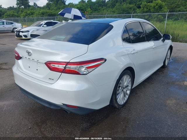 2018 Toyota Camry Xle მანქანა იყიდება აუქციონზე, vin: 4T1B11HK3JU026308, აუქციონის ნომერი: 45248008