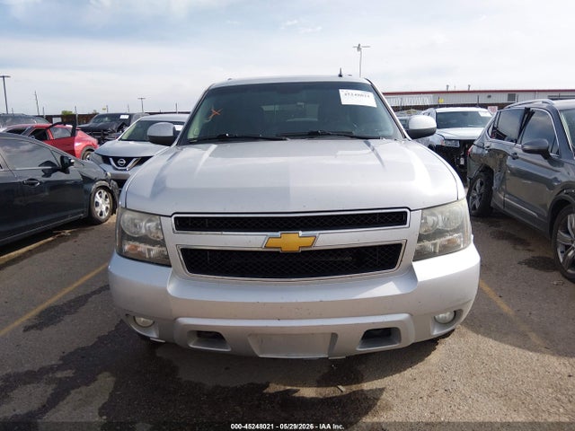 2014 Chevrolet Suburban 1500 Lt მანქანა იყიდება აუქციონზე, vin: 1GNSKJE7XER191502, აუქციონის ნომერი: 45248021