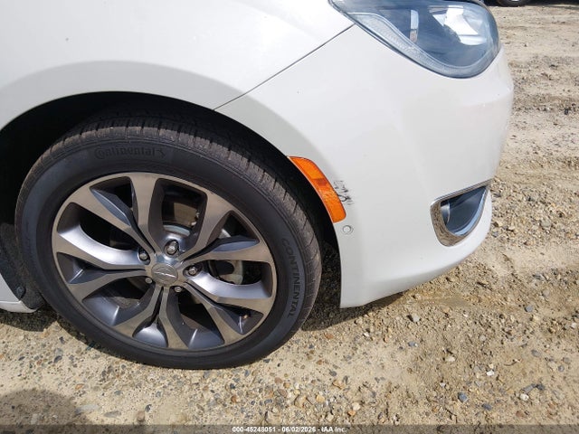 Продажа на аукционе авто 2017 Chrysler Pacifica Limited, vin: 2C4RC1GG5HR553798, номер лота: 45248051