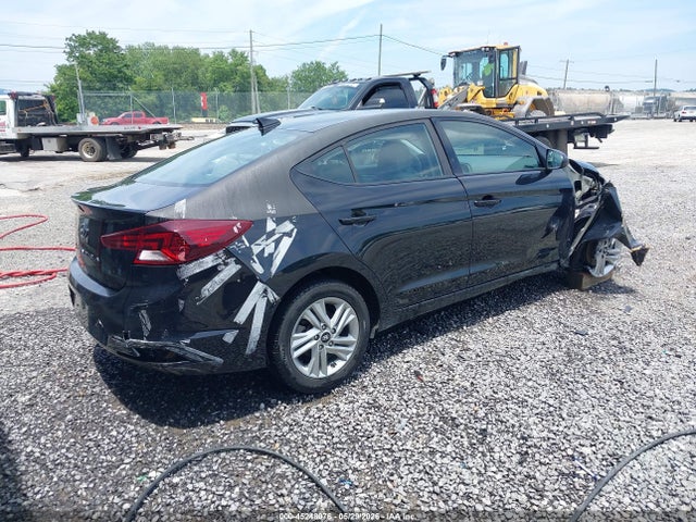 5NPD84LF2LH581266 Hyundai ELANTRA SEL