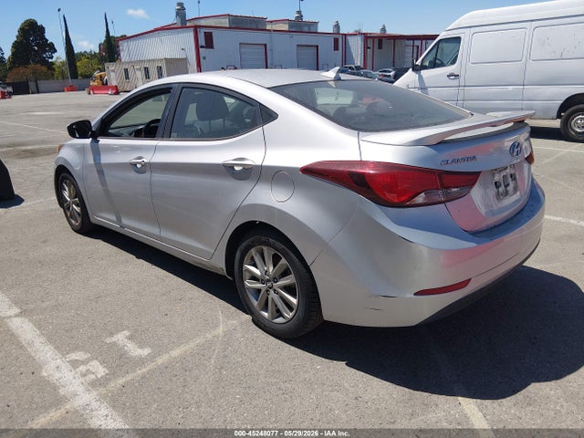 Продаж на аукціоні авто 2015 Hyundai Elantra Se, vin: KMHDH4AE2FU240207, номер лоту: 45248077