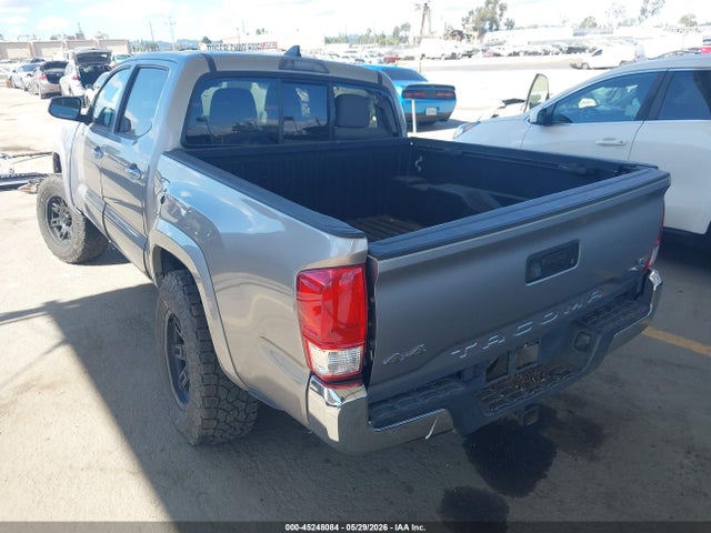 2017 Toyota Tacoma Sr5 V6 მანქანა იყიდება აუქციონზე, vin: 3TMCZ5AN2HM077276, აუქციონის ნომერი: 45248084