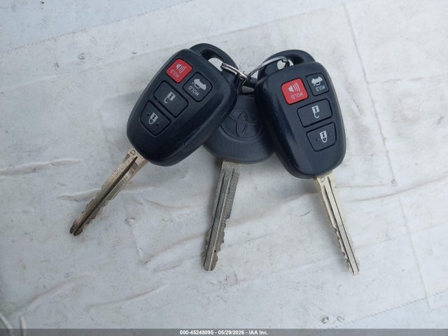 45248095 :رقم المزاد ، 4T1BF1FK5DU710575 vin ، 2013 Toyota Camry Le مزاد بيع