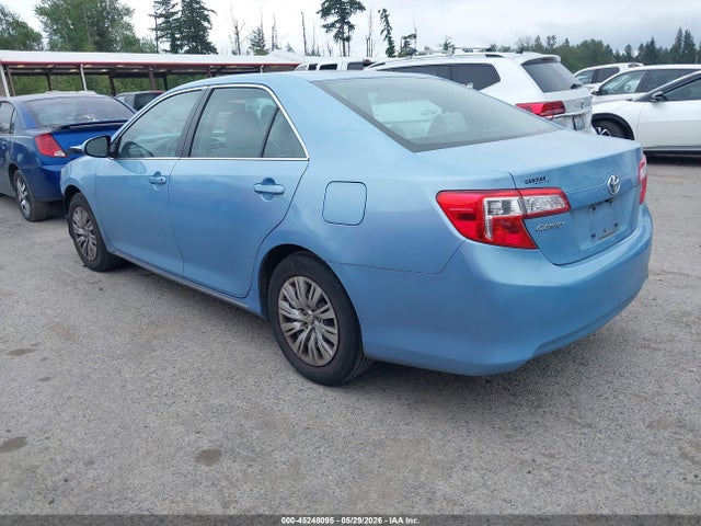 45248095 :رقم المزاد ، 4T1BF1FK5DU710575 vin ، 2013 Toyota Camry Le مزاد بيع