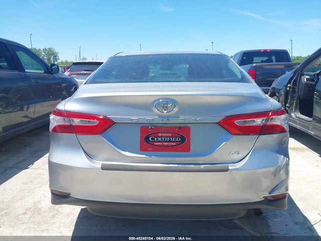 2018 Toyota Camry Le მანქანა იყიდება აუქციონზე, vin: 4T1B11HK9JU634530, აუქციონის ნომერი: 45248104
