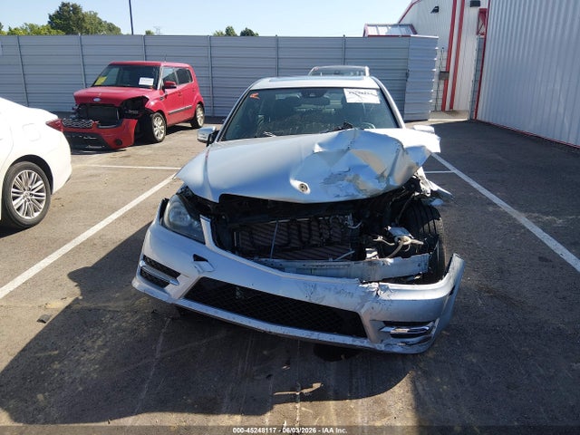 45248117 :رقم المزاد ، WDDGF8BB7CA654380 vin ، 2012 Mercedes-benz C 300 Sport 4matic مزاد بيع