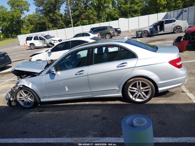 45248117 :رقم المزاد ، WDDGF8BB7CA654380 vin ، 2012 Mercedes-benz C 300 Sport 4matic مزاد بيع