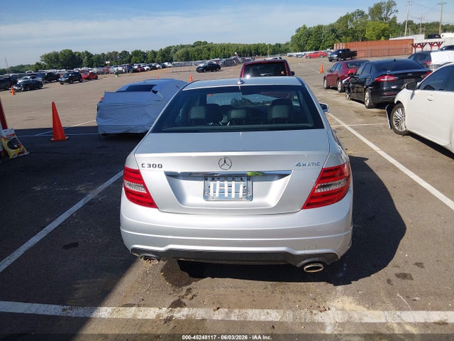 45248117 :رقم المزاد ، WDDGF8BB7CA654380 vin ، 2012 Mercedes-benz C 300 Sport 4matic مزاد بيع