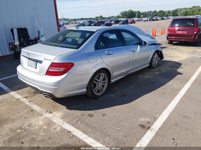 45248117 :رقم المزاد ، WDDGF8BB7CA654380 vin ، 2012 Mercedes-benz C 300 Sport 4matic مزاد بيع