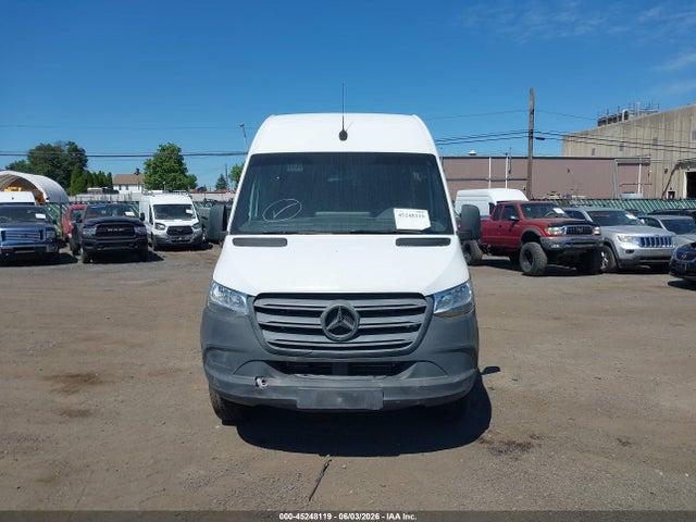 45248119 :رقم المزاد ، W1W40CHY3MT052731 vin ، 2021 Mercedes-benz Sprinter 2500 High Roof I4 مزاد بيع