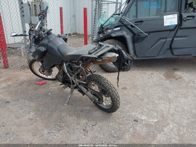45248122 :رقم المزاد ، JKAKLEA123DA05120 vin ، 2003 Kawasaki Kl650 A مزاد بيع