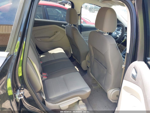 Продажа на аукционе авто 2015 Ford Escape Se, vin: 1FMCU9GX7FUA81598, номер лота: 45248141
