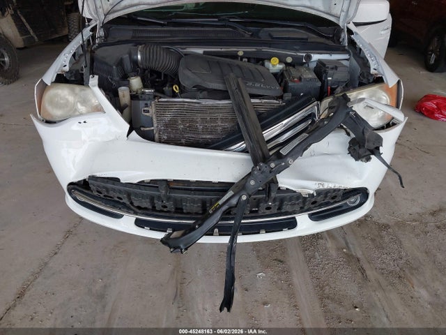 2014 Chrysler Town & Country Touring მანქანა იყიდება აუქციონზე, vin: 2C4RC1BG5ER445149, აუქციონის ნომერი: 45248163