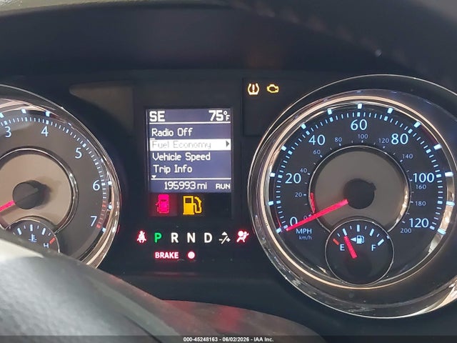 2014 Chrysler Town & Country Touring მანქანა იყიდება აუქციონზე, vin: 2C4RC1BG5ER445149, აუქციონის ნომერი: 45248163
