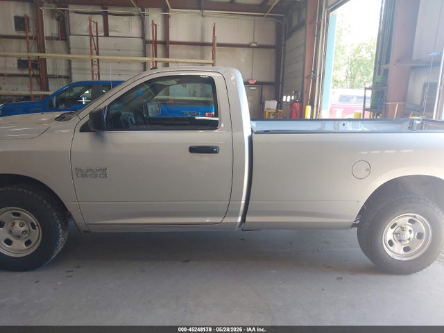 Продаж на аукціоні авто 2017 Ram 1500 Tradesman  4x4 8' Box, vin: 3C6JR7DG0HG585235, номер лоту: 45248179