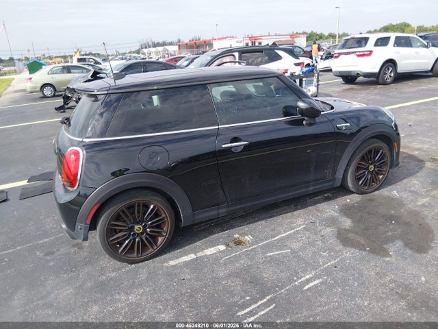 Mini Se Hardtop Cooper 2024 WMW13DJ0XR2V85377 Image 4