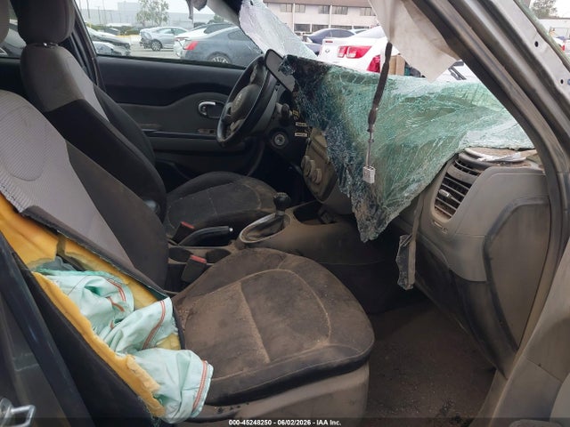 Aukcja sprzedaży 2016 Kia Soul, vin: KNDJN2A28G7392275, numer aukcji: 45248250