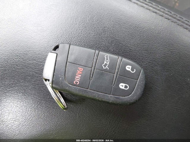 Продаж на аукціоні авто 2016 Chrysler 200 Limited, vin: 1C3CCCAB5GN168255, номер лоту: 45248254