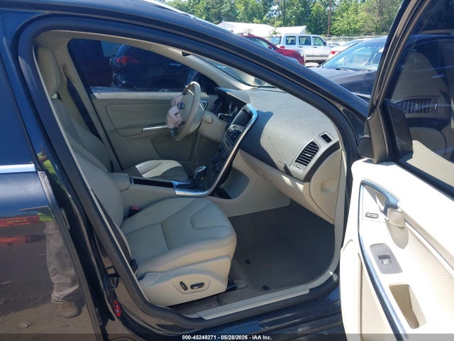 Продаж на аукціоні авто 2013 Volvo Xc60 3.2, vin: YV4952DL4D2441811, номер лоту: 45248271